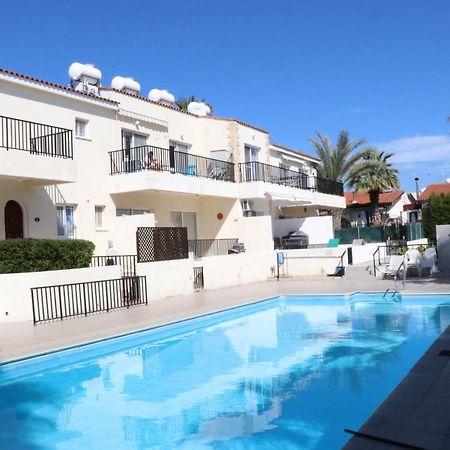 Cyking 2 Bed Apartment With Pool & 10 Min To Beach Paphos Eksteriør bilde